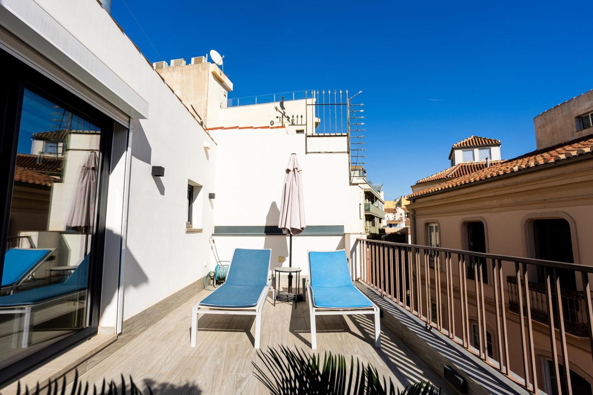 Apartamentos 7 Dreams Малага Экстерьер фото